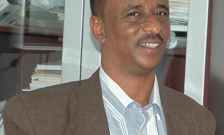 Journalist Mostafa Mokhtar