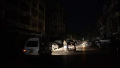 Khartoum plunges into darkness - Agencies